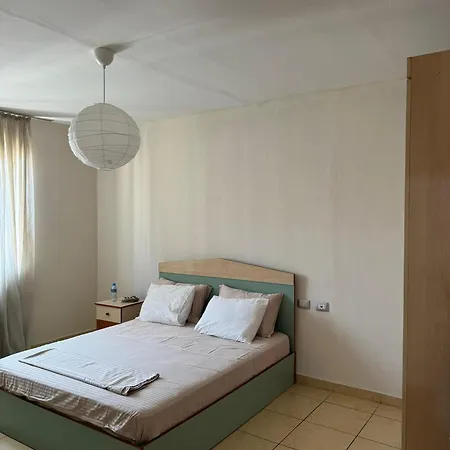 Lirzas Apartmán